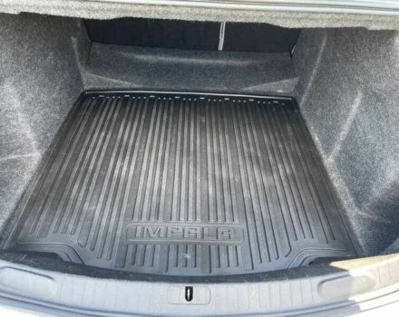 Серый Шевроле Импала, объемом двигателя 3.6 л и пробегом 64 тыс. км за 3800 $, фото 20 на Automoto.ua