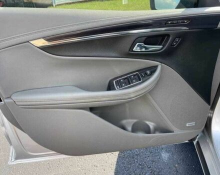 Серый Шевроле Импала, объемом двигателя 3.6 л и пробегом 64 тыс. км за 3800 $, фото 7 на Automoto.ua