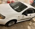 Білий Шевроле Калос, об'ємом двигуна 1.1 л та пробігом 320 тис. км за 1450 $, фото 1 на Automoto.ua