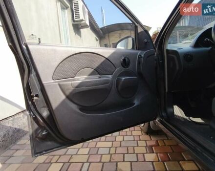 Чорний Шевроле Калос, об'ємом двигуна 1.5 л та пробігом 127 тис. км за 3900 $, фото 4 на Automoto.ua