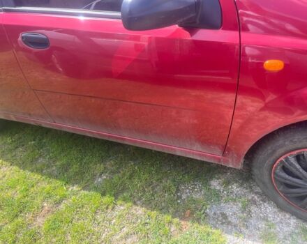 Красный Шевроле Калос, объемом двигателя 1.3 л и пробегом 500 тыс. км за 2000 $, фото 14 на Automoto.ua