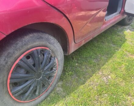 Красный Шевроле Калос, объемом двигателя 1.3 л и пробегом 500 тыс. км за 2000 $, фото 6 на Automoto.ua