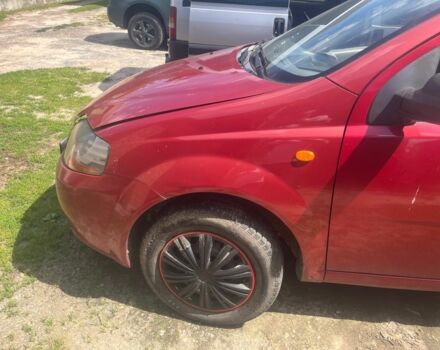 Красный Шевроле Калос, объемом двигателя 1.3 л и пробегом 500 тыс. км за 2000 $, фото 15 на Automoto.ua