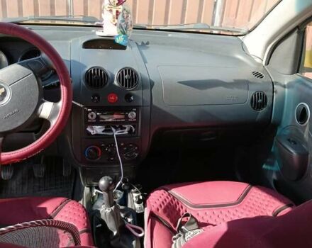 Жовтий Шевроле Калос, об'ємом двигуна 1.1 л та пробігом 127 тис. км за 3500 $, фото 4 на Automoto.ua