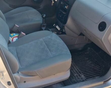 Серый Шевроле Калос, объемом двигателя 1.2 л и пробегом 141 тыс. км за 2700 $, фото 1 на Automoto.ua