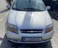 Сірий Шевроле Калос, об'ємом двигуна 1.2 л та пробігом 250 тис. км за 3000 $, фото 4 на Automoto.ua