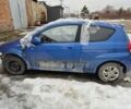 Синий Шевроле Калос, объемом двигателя 1.4 л и пробегом 170 тыс. км за 1200 $, фото 2 на Automoto.ua