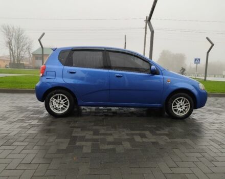 Синій Шевроле Калос, об'ємом двигуна 1.4 л та пробігом 300 тис. км за 3250 $, фото 4 на Automoto.ua