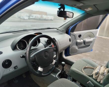 Синій Шевроле Калос, об'ємом двигуна 1.4 л та пробігом 300 тис. км за 3250 $, фото 15 на Automoto.ua