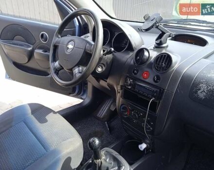 Синій Шевроле Калос, об'ємом двигуна 1.5 л та пробігом 180 тис. км за 1900 $, фото 14 на Automoto.ua