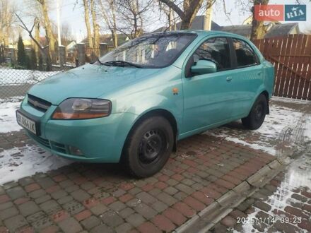 Шевроле Калос 2005 у Рівному на Automoto.ua Зелений Шевроле Калос, об'ємом двигуна 1.4 л та пробігом 103 тис. км за 4650 $, фото 1 на Automoto.ua