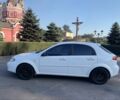 Белый Шевроле Лачетти, объемом двигателя 1.6 л и пробегом 250 тыс. км за 4199 $, фото 2 на Automoto.ua