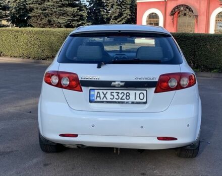 Белый Шевроле Лачетти, объемом двигателя 1.6 л и пробегом 250 тыс. км за 4199 $, фото 4 на Automoto.ua
