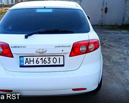 Белый Шевроле Лачетти, объемом двигателя 1.6 л и пробегом 235 тыс. км за 3800 $, фото 1 на Automoto.ua