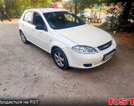 Білий Шевроле Лачетті, об'ємом двигуна 1.6 л та пробігом 325 тис. км за 3500 $, фото 4 на Automoto.ua