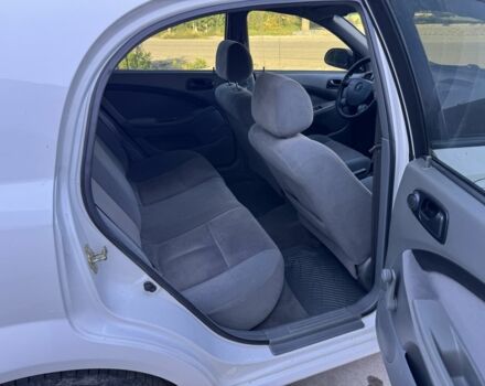 Белый Шевроле Лачетти, объемом двигателя 1.6 л и пробегом 290 тыс. км за 3800 $, фото 12 на Automoto.ua