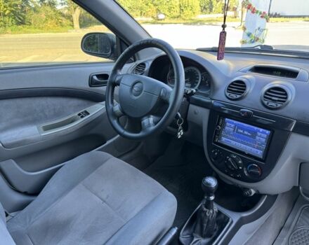 Белый Шевроле Лачетти, объемом двигателя 1.6 л и пробегом 290 тыс. км за 3800 $, фото 8 на Automoto.ua