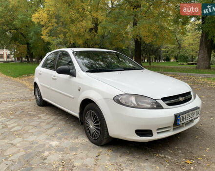 Шевроле Лачетти 2007 в Одессе на Automoto.ua Белый Шевроле Лачетти, объемом двигателя 1.6 л и пробегом 108 тыс. км за 4700 $, фото 2 на Automoto.ua