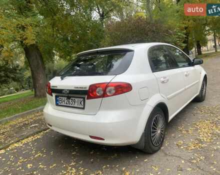 Шевроле Лачетти 2007 в Одессе на Automoto.ua Белый Шевроле Лачетти, объемом двигателя 1.6 л и пробегом 108 тыс. км за 4700 $, фото 3 на Automoto.ua