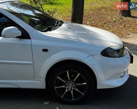 Білий Шевроле Лачетті, об'ємом двигуна 1.8 л та пробігом 112 тис. км за 5290 $, фото 4 на Automoto.ua