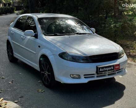 Білий Шевроле Лачетті, об'ємом двигуна 1.8 л та пробігом 112 тис. км за 5290 $, фото 2 на Automoto.ua