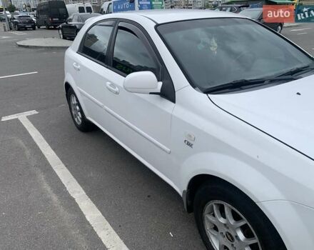 Белый Шевроле Лачетти, объемом двигателя 1.8 л и пробегом 206 тыс. км за 4700 $, фото 14 на Automoto.ua