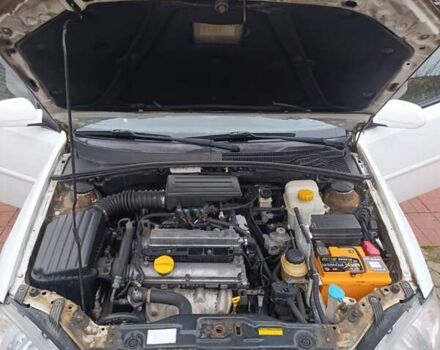 Білий Шевроле Лачетті, об'ємом двигуна 1.8 л та пробігом 173 тис. км за 4500 $, фото 10 на Automoto.ua