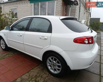 Білий Шевроле Лачетті, об'ємом двигуна 1.8 л та пробігом 173 тис. км за 4500 $, фото 1 на Automoto.ua