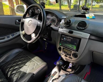 Білий Шевроле Лачетті, об'ємом двигуна 1.8 л та пробігом 112 тис. км за 5290 $, фото 26 на Automoto.ua