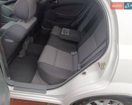 Білий Шевроле Лачетті, об'ємом двигуна 1.8 л та пробігом 173 тис. км за 4500 $, фото 19 на Automoto.ua