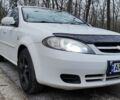 Білий Шевроле Лачетті, об'ємом двигуна 1.6 л та пробігом 230 тис. км за 3600 $, фото 6 на Automoto.ua