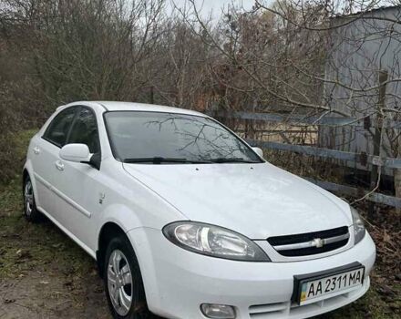 Белый Шевроле Лачетти, объемом двигателя 1.6 л и пробегом 154 тыс. км за 4800 $, фото 2 на Automoto.ua