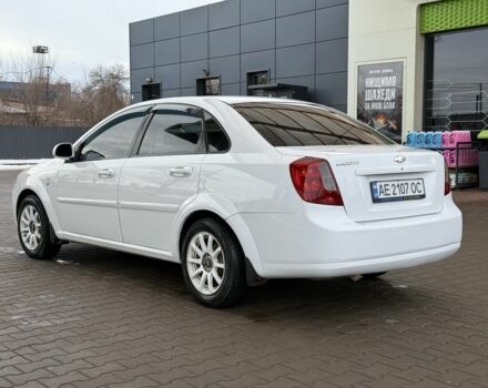 Белый Шевроле Лачетти, объемом двигателя 1.8 л и пробегом 236 тыс. км за 3900 $, фото 5 на Automoto.ua