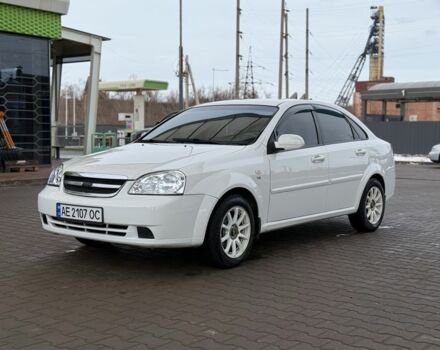 Белый Шевроле Лачетти, объемом двигателя 1.8 л и пробегом 236 тыс. км за 3900 $, фото 7 на Automoto.ua