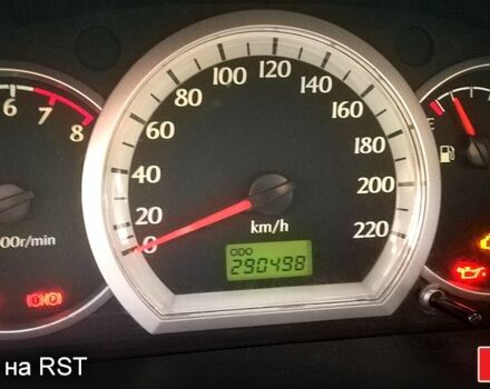 Белый Шевроле Лачетти, объемом двигателя 1.8 л и пробегом 290 тыс. км за 3700 $, фото 8 на Automoto.ua