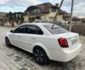 Белый Шевроле Лачетти, объемом двигателя 1.8 л и пробегом 250 тыс. км за 3850 $, фото 3 на Automoto.ua