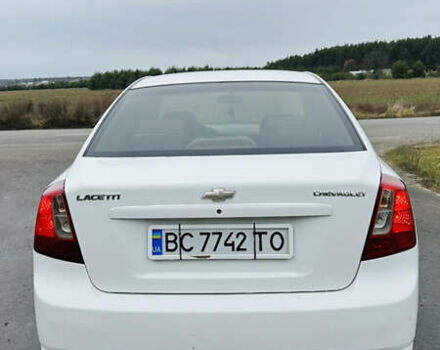 Белый Шевроле Лачетти, объемом двигателя 1.8 л и пробегом 270 тыс. км за 3625 $, фото 17 на Automoto.ua