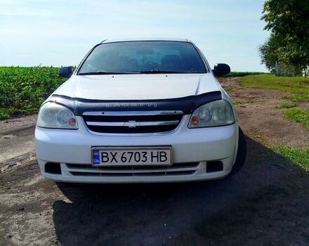 Белый Шевроле Лачетти, объемом двигателя 1.6 л и пробегом 300 тыс. км за 3400 $, фото 5 на Automoto.ua