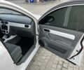 Белый Шевроле Лачетти, объемом двигателя 1.8 л и пробегом 198 тыс. км за 3500 $, фото 13 на Automoto.ua