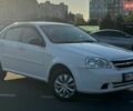 Белый Шевроле Лачетти, объемом двигателя 1.6 л и пробегом 197 тыс. км за 2950 $, фото 2 на Automoto.ua