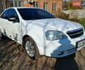 Белый Шевроле Лачетти, объемом двигателя 1.6 л и пробегом 220 тыс. км за 4500 $, фото 4 на Automoto.ua