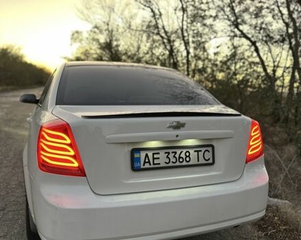 Белый Шевроле Лачетти, объемом двигателя 1.6 л и пробегом 211 тыс. км за 4800 $, фото 7 на Automoto.ua