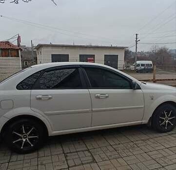 Белый Шевроле Лачетти, объемом двигателя 1.6 л и пробегом 222 тыс. км за 4100 $, фото 3 на Automoto.ua