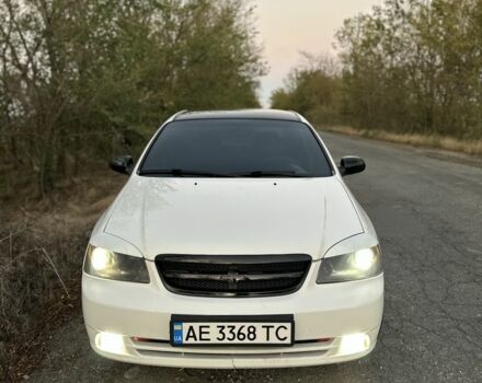 Белый Шевроле Лачетти, объемом двигателя 1.6 л и пробегом 211 тыс. км за 4800 $, фото 10 на Automoto.ua