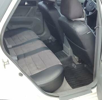 Белый Шевроле Лачетти, объемом двигателя 1.8 л и пробегом 288 тыс. км за 4900 $, фото 16 на Automoto.ua