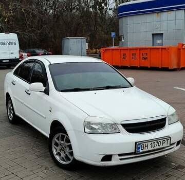 Белый Шевроле Лачетти, объемом двигателя 1.8 л и пробегом 288 тыс. км за 4900 $, фото 2 на Automoto.ua