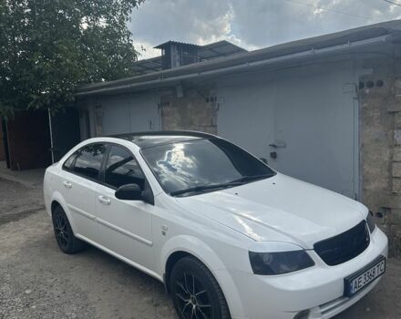 Белый Шевроле Лачетти, объемом двигателя 1.6 л и пробегом 211 тыс. км за 4800 $, фото 1 на Automoto.ua