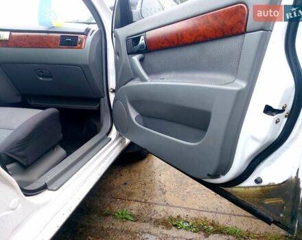 Белый Шевроле Лачетти, объемом двигателя 1.8 л и пробегом 189 тыс. км за 4300 $, фото 8 на Automoto.ua