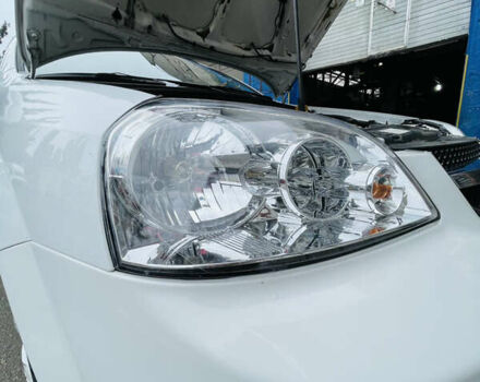 Білий Шевроле Лачетті, об'ємом двигуна 1.6 л та пробігом 300 тис. км за 2500 $, фото 1 на Automoto.ua