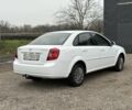 Белый Шевроле Лачетти, объемом двигателя 1.6 л и пробегом 160 тыс. км за 3700 $, фото 4 на Automoto.ua